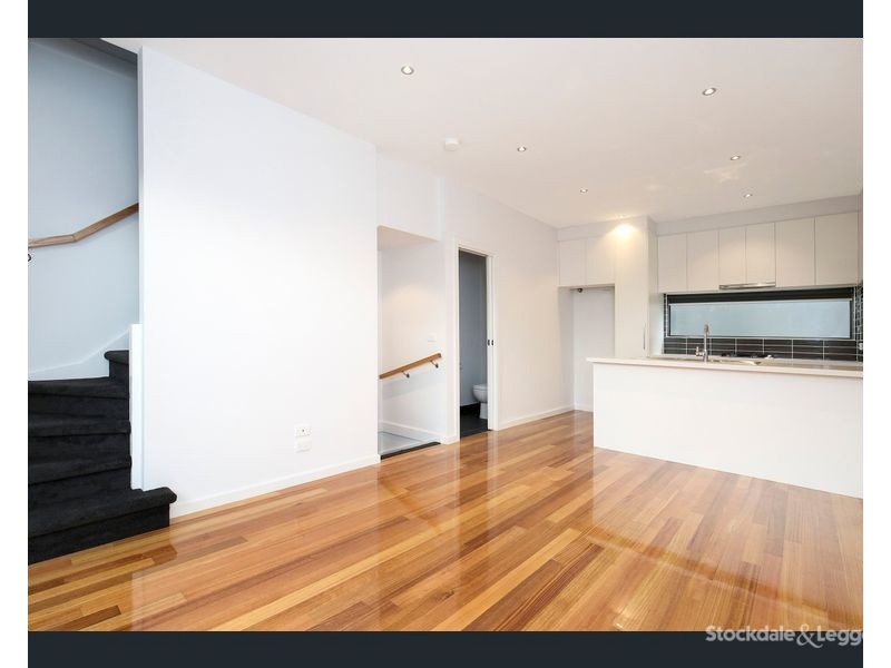 12/17-19 Northumberland Rd, Pascoe Vale VIC 3044