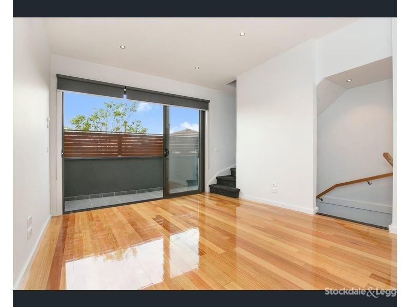 12/17-19 Northumberland Rd, Pascoe Vale VIC 3044