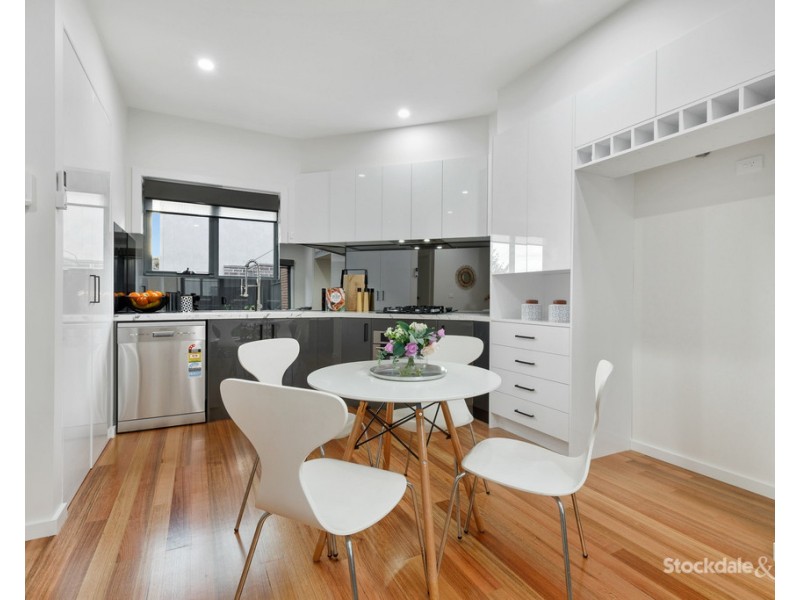 4/18 Jessie Street, Oak Park VIC 3046