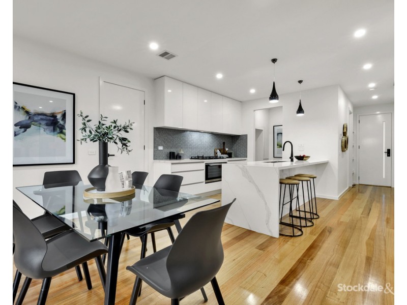 4/258 Parer Road, Airport West VIC 3042