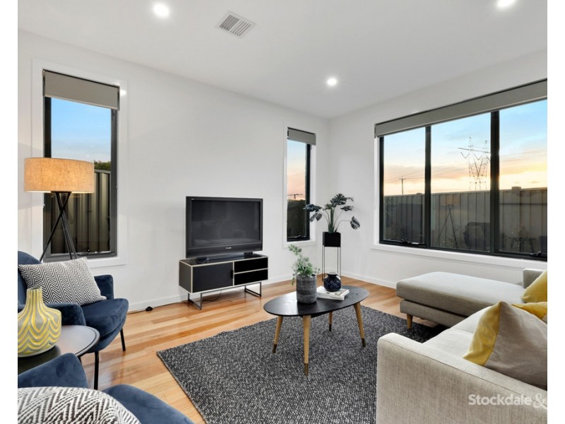 4/258 Parer Road, Airport West VIC 3042