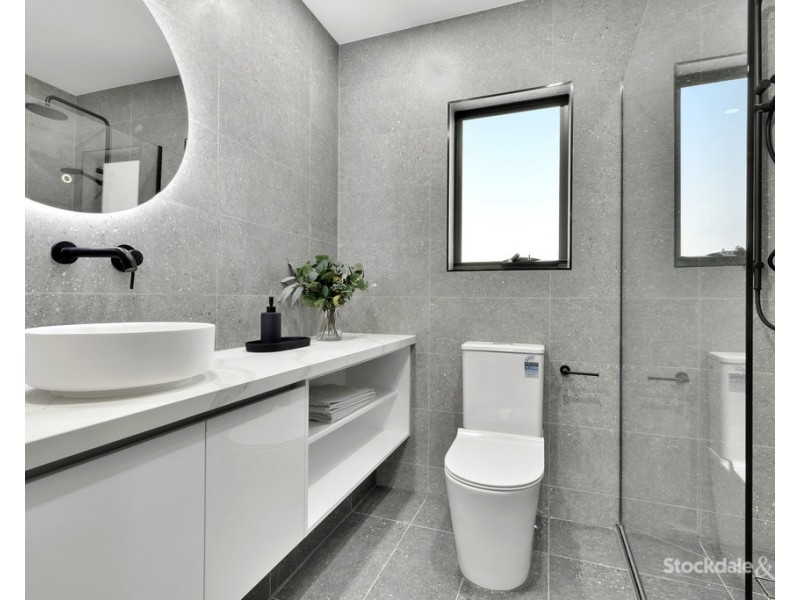 4/258 Parer Road, Airport West VIC 3042