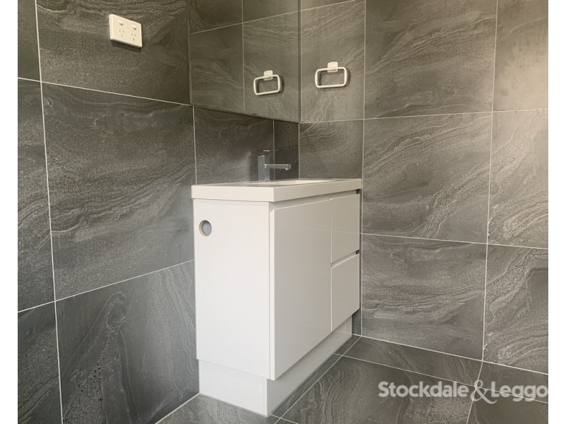 4/54 King Street, Dallas VIC 3047