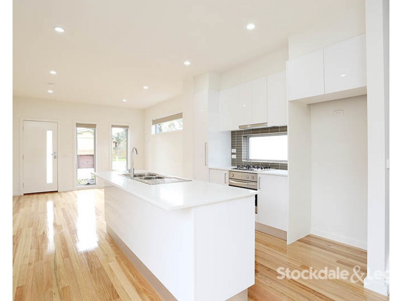 1/41 Anselm Grv, Glenroy VIC 3046