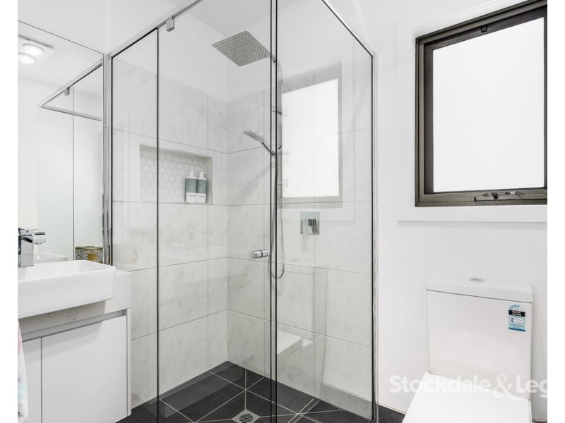 1 and 2/35 Becket Street North, Glenroy VIC 3046