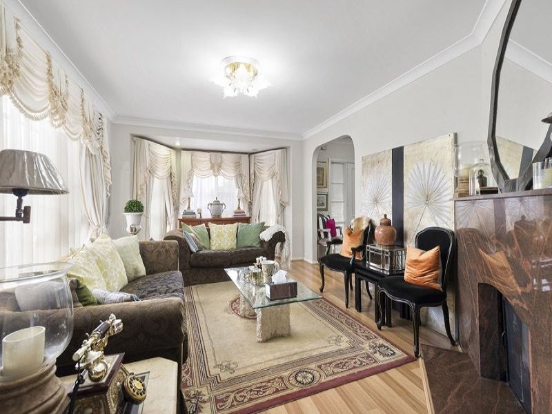 13 Gunbower Crescent, Meadow Heights VIC 3048