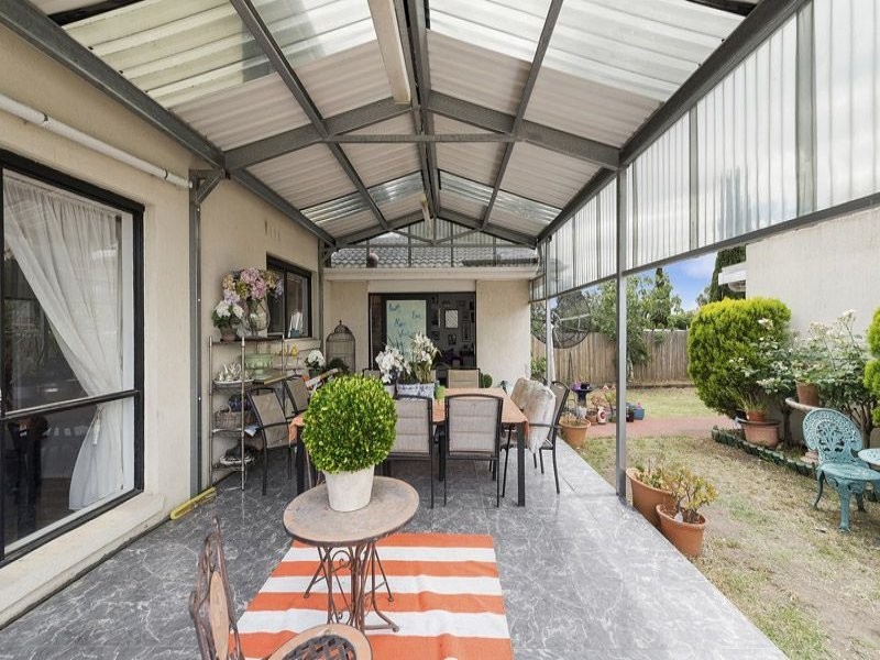 13 Gunbower Crescent, Meadow Heights VIC 3048