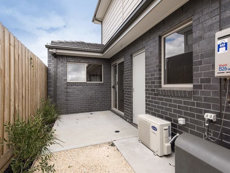 1/30 View Street, Glenroy VIC 3046