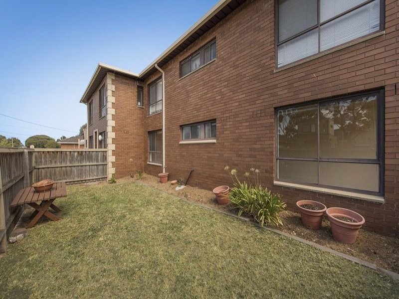 1/1 Middle Street, Hadfield VIC 3046