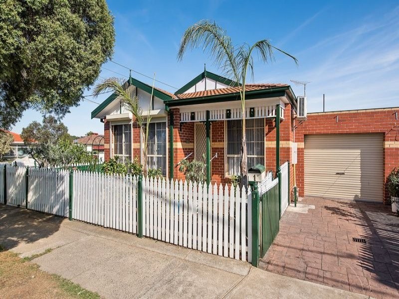 100 South Street, Hadfield VIC 3046