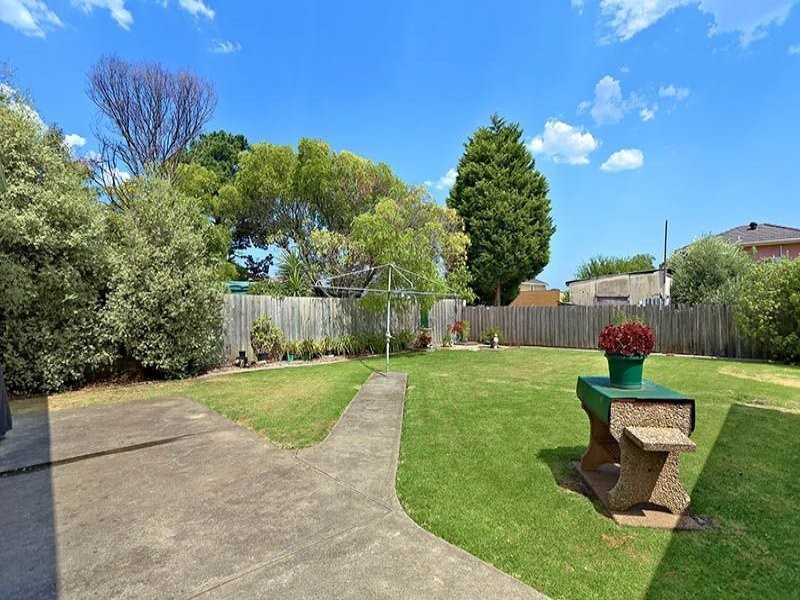 29 Melbourne Avenue, Glenroy VIC 3046