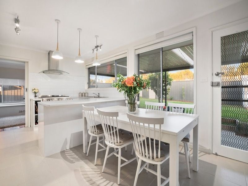 106 Outlook Drive, Glenroy VIC 3046