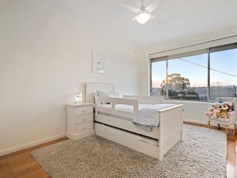 106 Outlook Drive, Glenroy VIC 3046