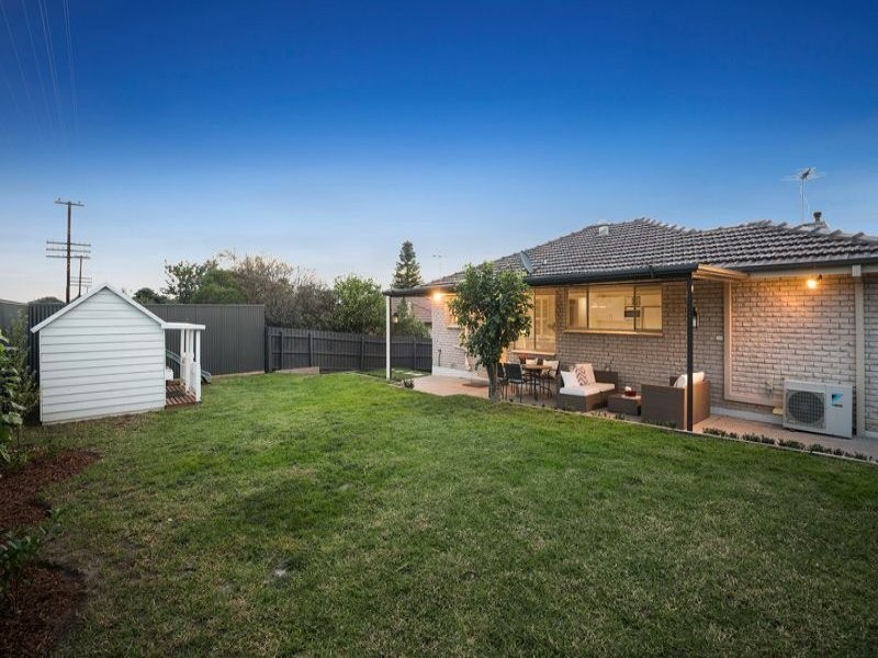 106 Outlook Drive, Glenroy VIC 3046