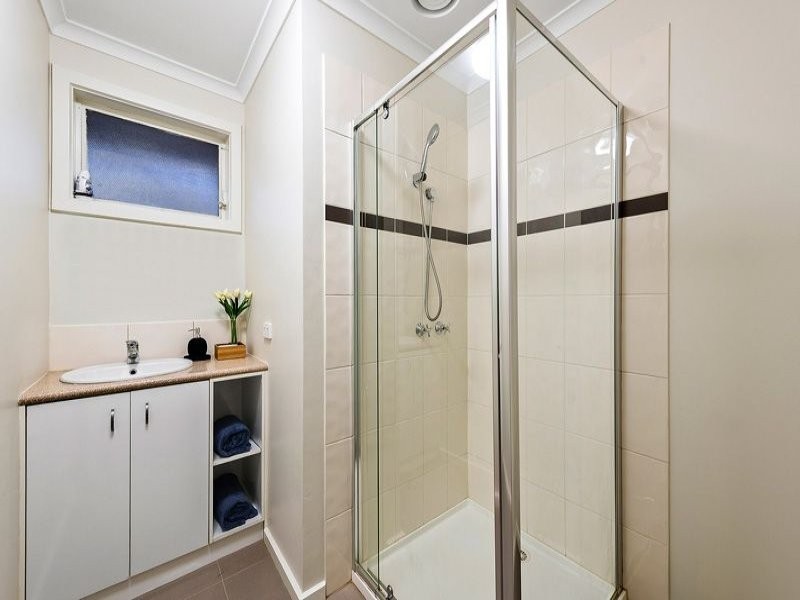 2/3 Andrews Street, Heidelberg VIC 3084