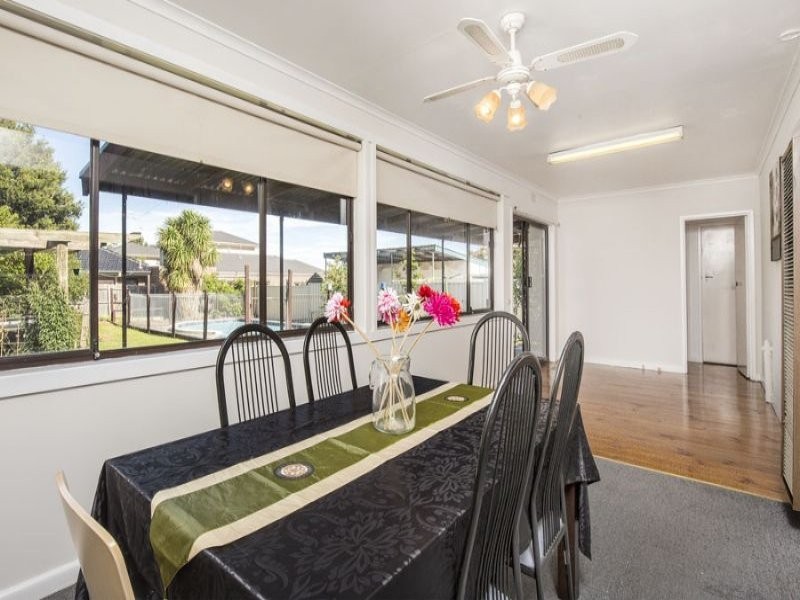 15 Curie Avenue, Oak Park VIC 3046