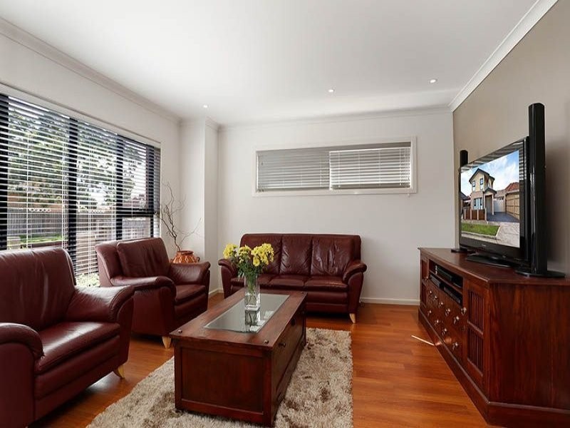 34 Glen Street, Glenroy VIC 3046
