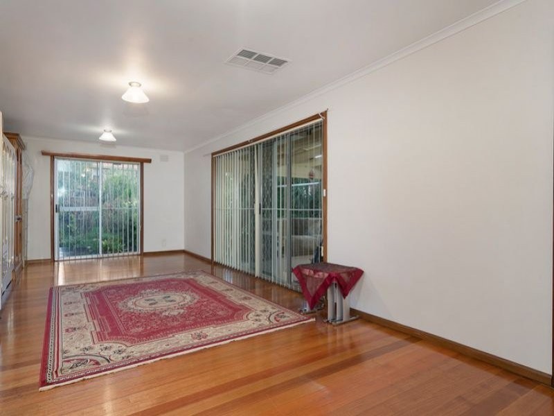 96 Valley Crescent, Glenroy VIC 3046