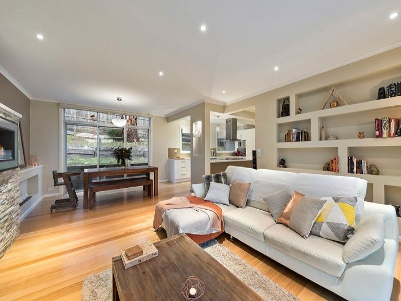 28 Centre Way, Glenroy VIC 3046