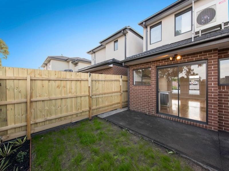 211 Hilton Street, Glenroy VIC 3046