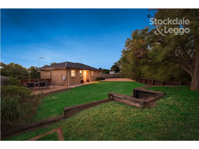 108 Valley Crescent, Glenroy VIC 3046