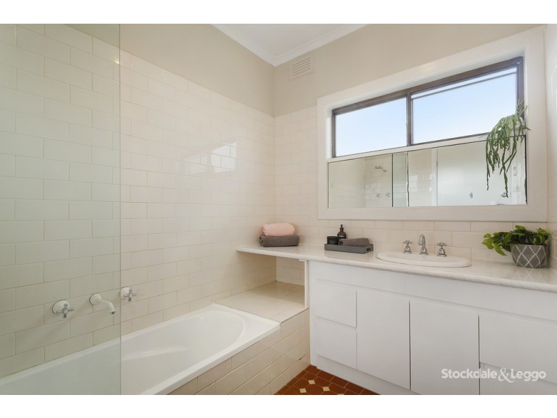 24 Talbot Street, Hadfield VIC 3046