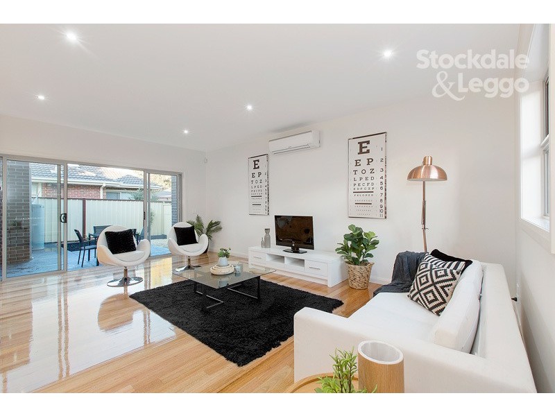 1/11 Lex Grove, Oak Park VIC 3046