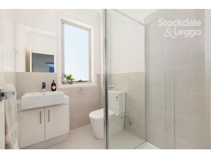1/11 Lex Grove, Oak Park VIC 3046
