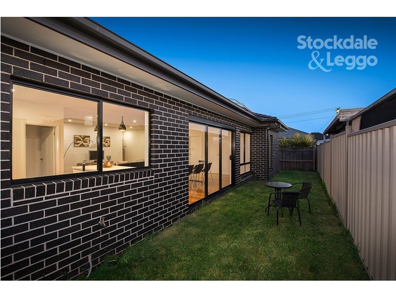 2/91 East Street ( HADFIELD ), Glenroy VIC 3046