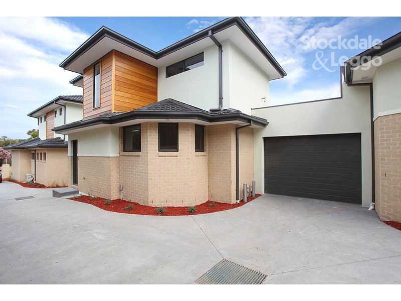 2/62 Winifred Street, Oak Park VIC 3046
