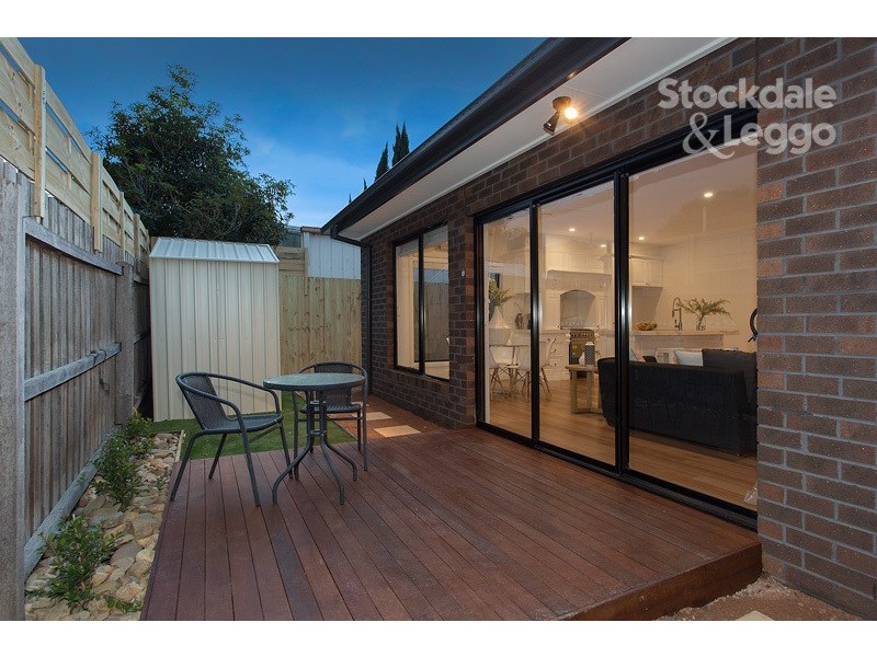 2/9 Hubert Avenue, Glenroy VIC 3046