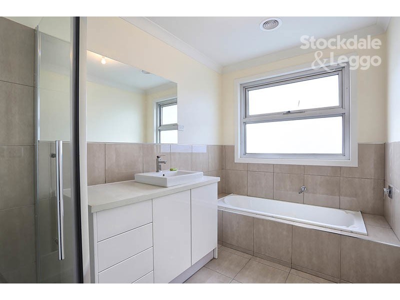 1/13 Antwerp Street, Dallas VIC 3047