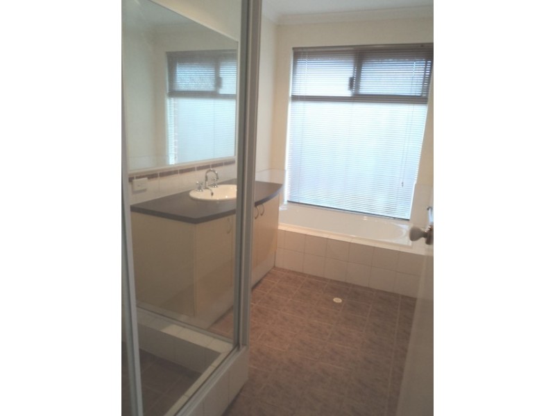 44 Brookmount Drive, Ellenbrook WA 6069