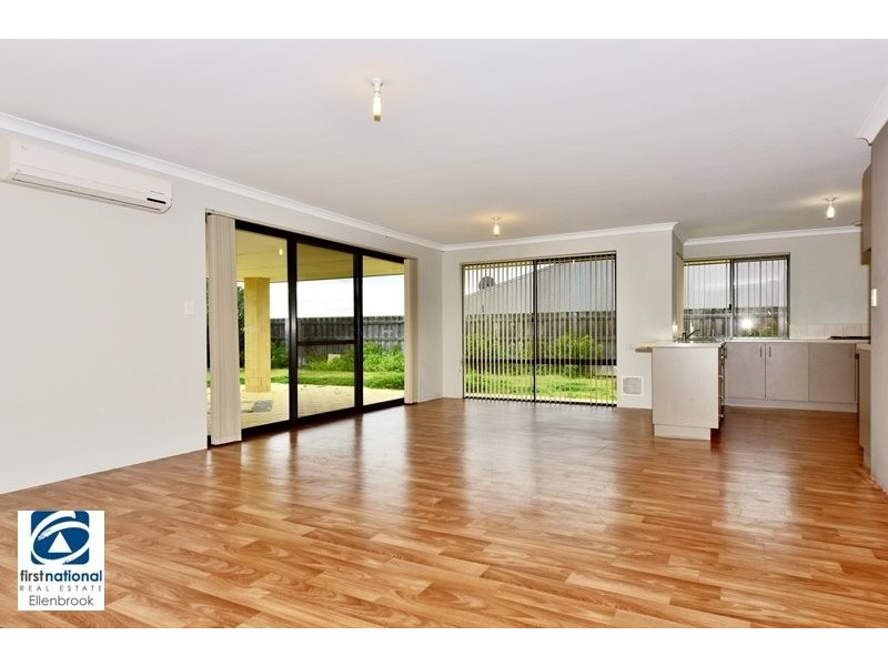 16 Rakich Drive, Ellenbrook WA 6069