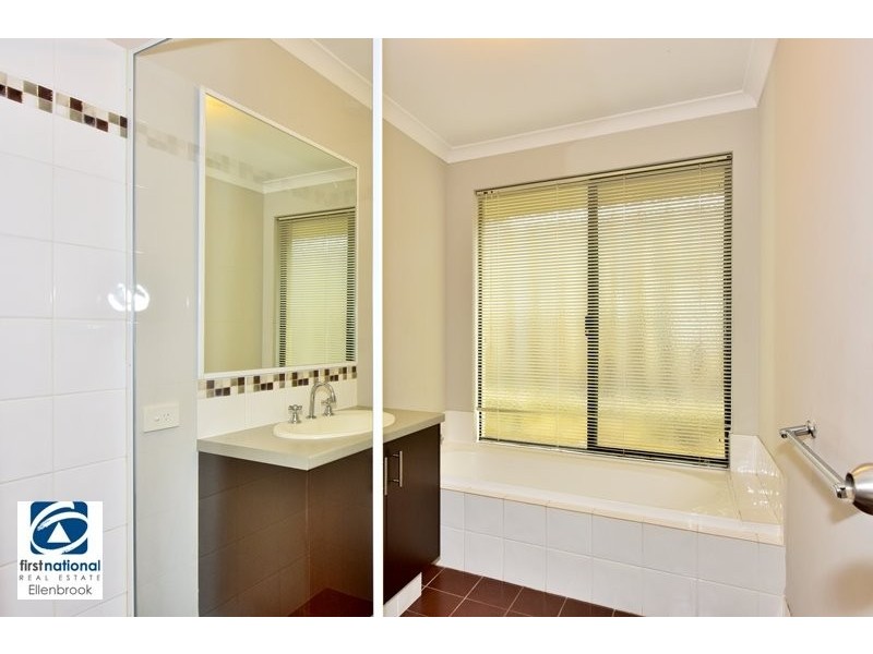 16 Rakich Drive, Ellenbrook WA 6069