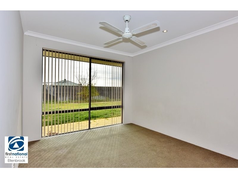 16 Rakich Drive, Ellenbrook WA 6069