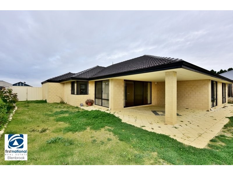 16 Rakich Drive, Ellenbrook WA 6069