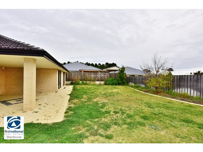 16 Rakich Drive, Ellenbrook WA 6069