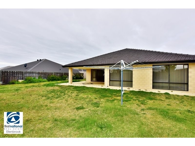 16 Rakich Drive, Ellenbrook WA 6069