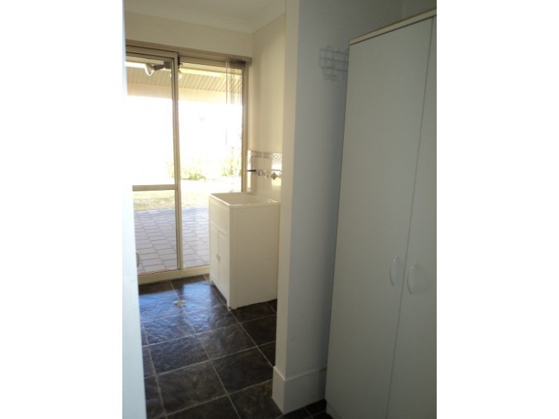 70 Coniston Drive, Ellenbrook WA 6069