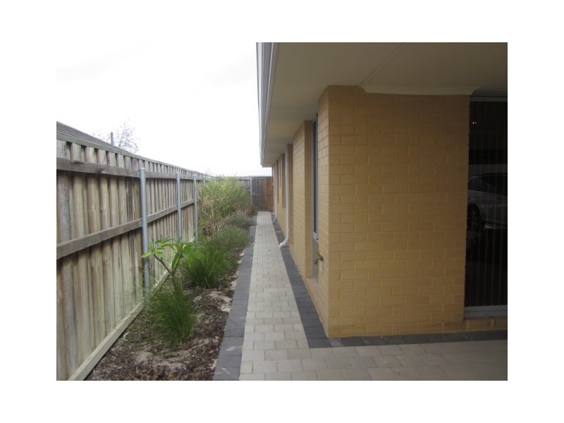 17 Lavinia Crescent, Ellenbrook WA 6069