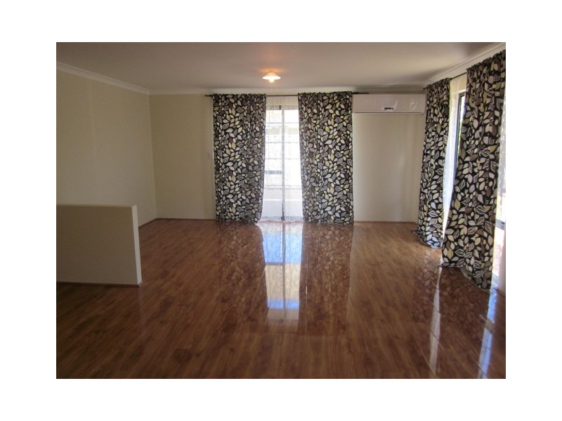 3 Gulf Cove, Ellenbrook WA 6069