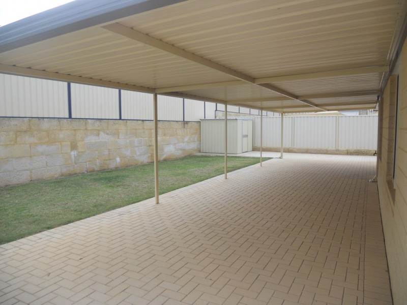 17 Nocturne Rise, Bullsbrook WA 6084