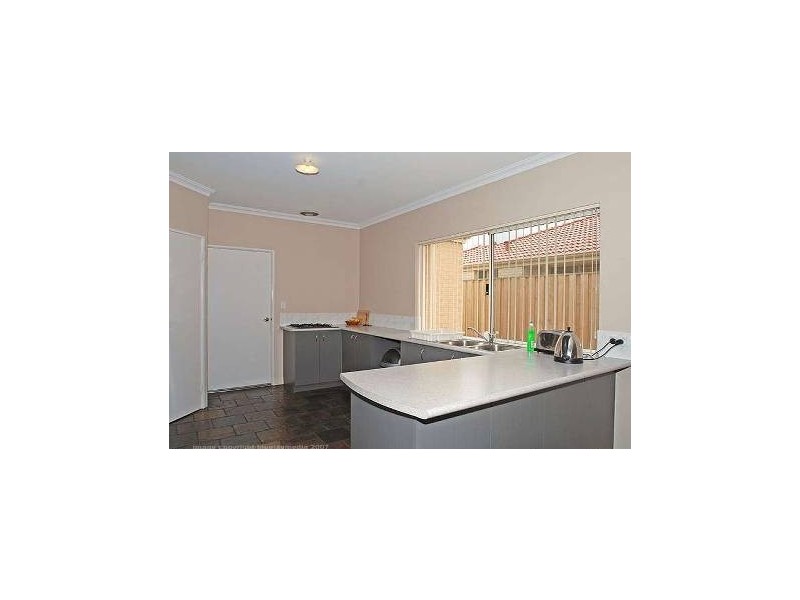 24 Farmaner Parkway, Ellenbrook WA 6069