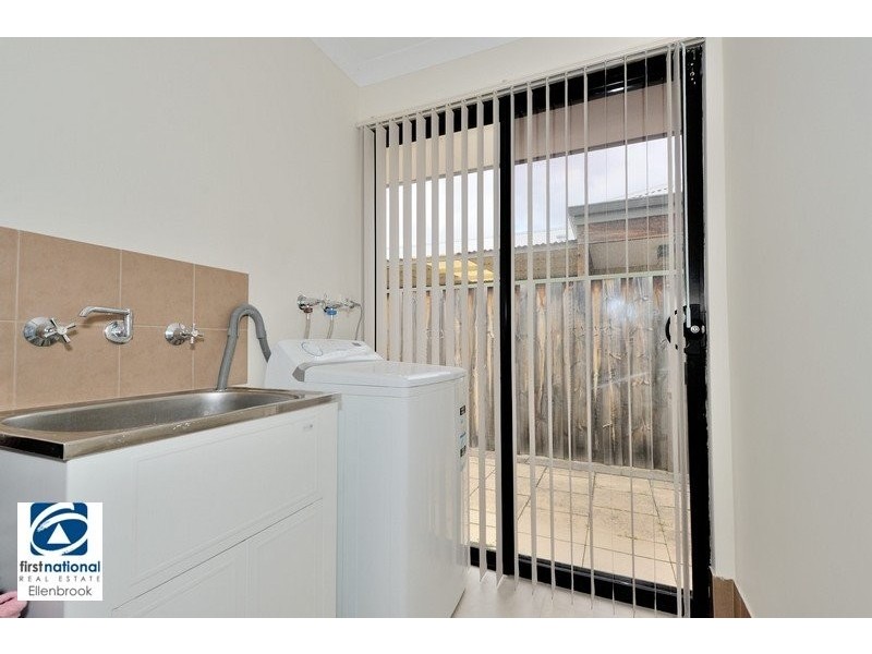 10 Heathland Terrace, Ellenbrook WA 6069