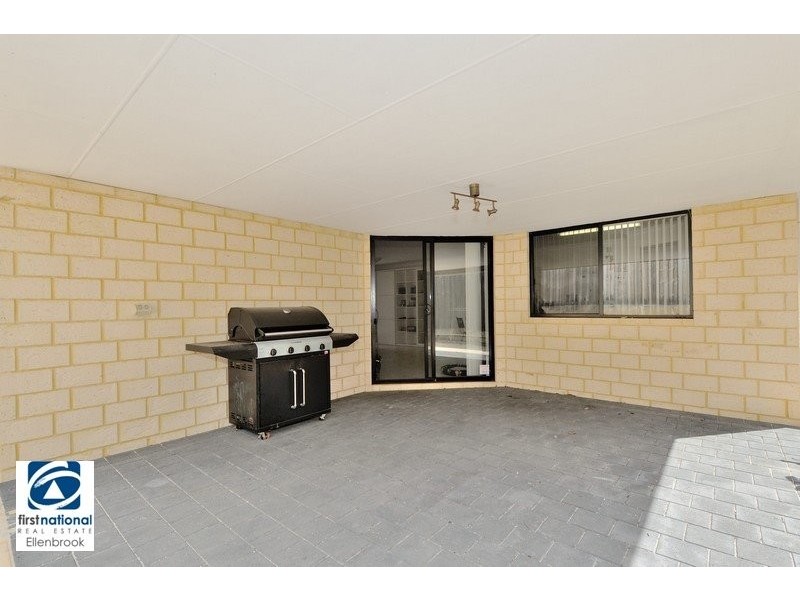 10 Heathland Terrace, Ellenbrook WA 6069