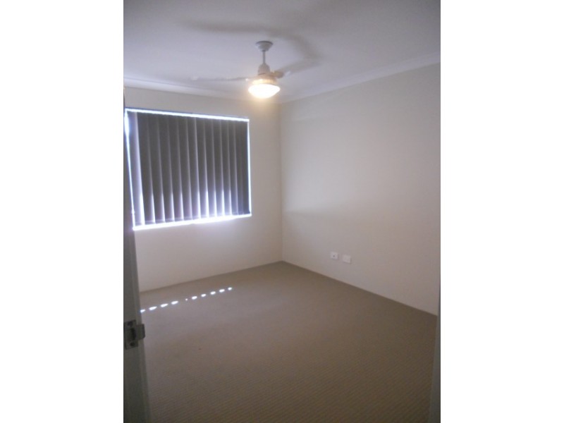 12 Holdsworth Avenue, Aveley WA 6069