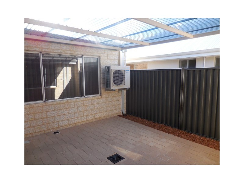 12 Holdsworth Avenue, Aveley WA 6069