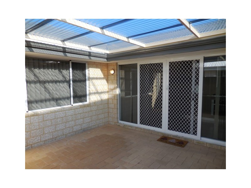 12 Holdsworth Avenue, Aveley WA 6069