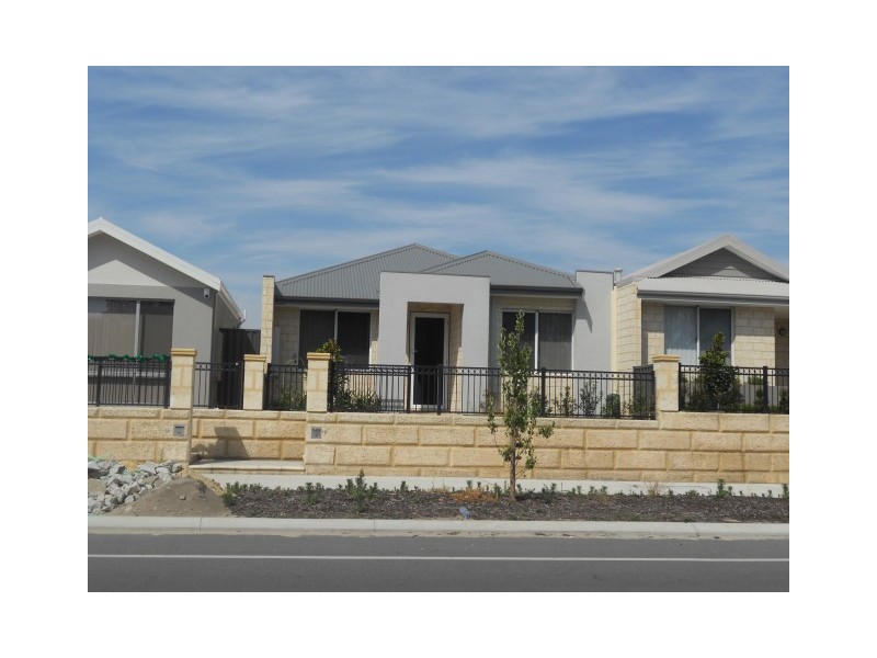 12 Holdsworth Avenue, Aveley WA 6069